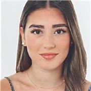 Me encanta enseñar ingles y me gustaría trabajar de ello también. Tengo un B2 y actualmente me estoy sacando el C1, del que me presento en diciembre